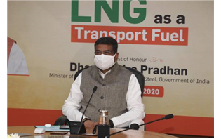 Pradhan Urges Campaign to Disseminate Benefits of LNG as Fuel