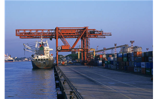 Govt to invite pvt investment in 400 ports worth Rs 2 lakh cr