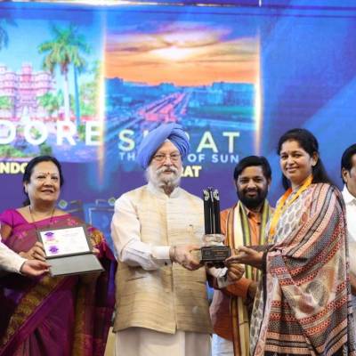Indore bags six awards at Smart City Conference