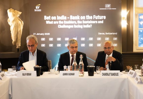 Vaishnaw Projects 6-8% Growth, Highlights Reform Momentum at Davos