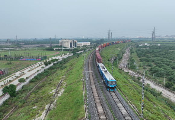 DFCCIL Advances East-West Freight Corridor with Stakeholder Push on Financing and Construction
