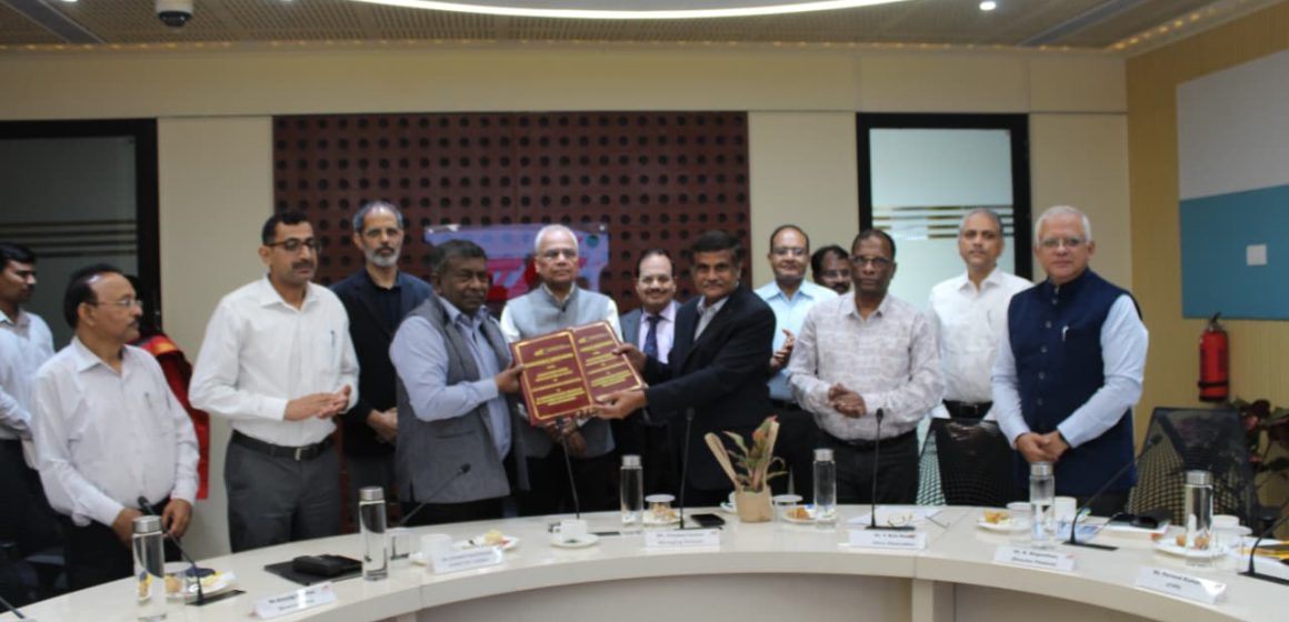 DFCCIL, ICFAI Forge Partnership to Drive Innovation in Logistics