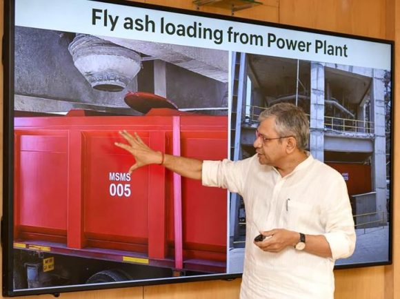 Railway Minister Vaishnaw Unveils Eight New Freight Reforms