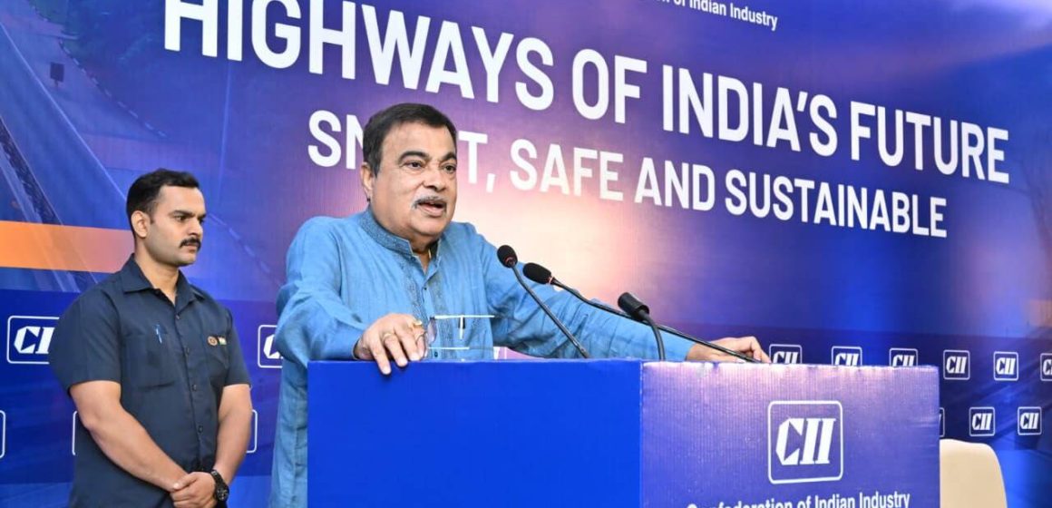 No Compromise on Highway Quality, Gadkari Warns Contractors and Officials