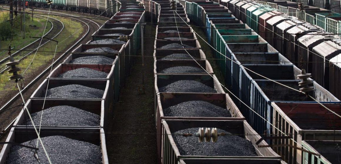 Indian Railways Records Highest-Ever Coal Loading Growth in October Indian Railways Records Highest-Ever Coal Loading Growth in October