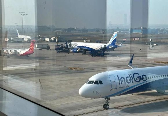 Civil Aviation Ministry Reviews Fog Readiness Ahead of Winter Aviation Season
