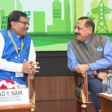 India Eyes 10% Share of Global Green Hydrogen Market by 2030: Shripad Yesso Naik India Eyes 10% Share of Global Green Hydrogen Market by 2030: Shripad Yesso Naik