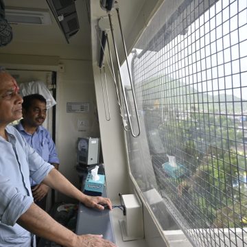 Rail Car Inspections Begin on Vaitarna-Kharbo Stretch; Western DFC Nears Completion