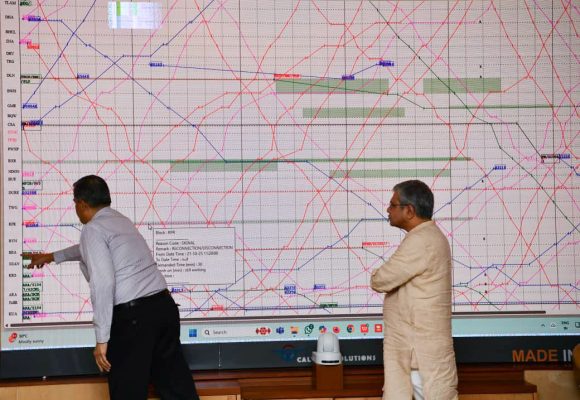 Vaishnaw Visits Delhi Station as Railways Set to Run Record 12,011 Festive Trains